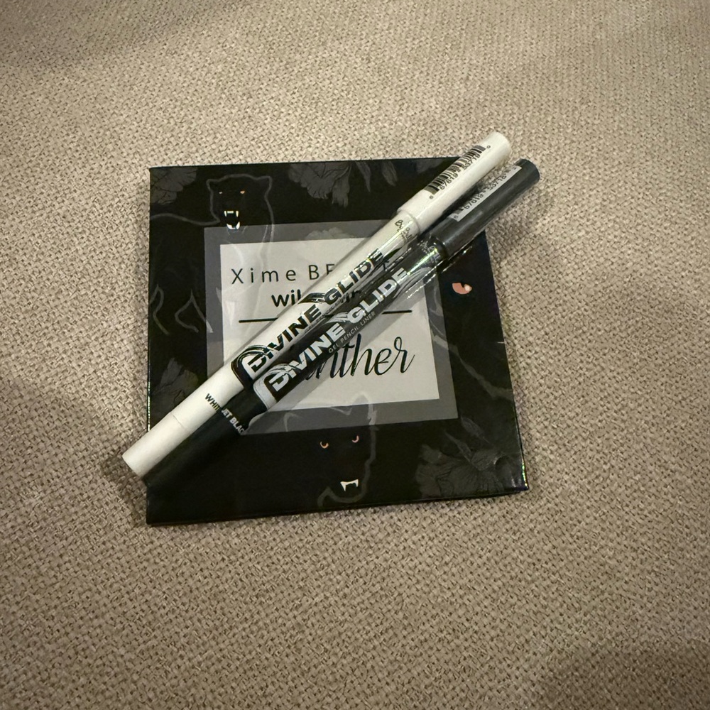 Makeup palette bundle